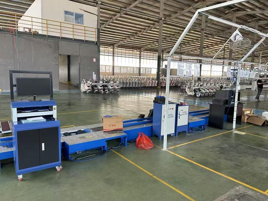 CTMT-300B เครื่องทดสอบจักรยานยนต์ยนต์ที่ครบถ้วนตามความต้องการ พร้อมพัดลมเย็นขนาด 3000 วัตต์ 3 เครื่อง