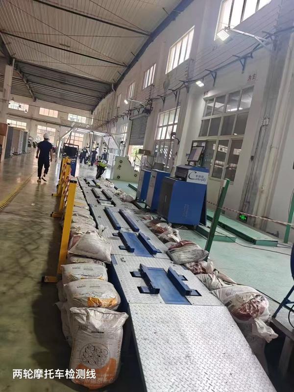 CTMT-300B เครื่องทดสอบจักรยานยนต์ยนต์ที่ครบถ้วนตามความต้องการ พร้อมพัดลมเย็นขนาด 3000 วัตต์ 3 เครื่อง