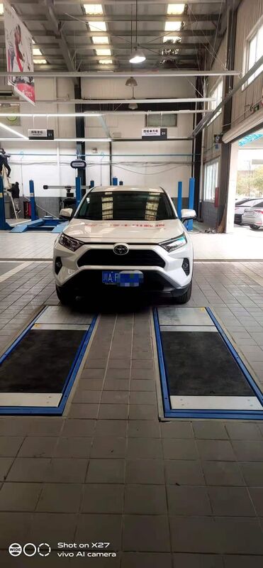 Cartesykj Luxury เครื่องทดสอบเบรคแบบแบน 3T 10T 15T อุปกรณ์ตรวจสอบยานพาหนะช่องทางทดสอบยานพาหนะ 2CTHPB-13 พร้อมระบบกันสะเทือนด้านข้างเพลาโหลดเบรกทดสอบ