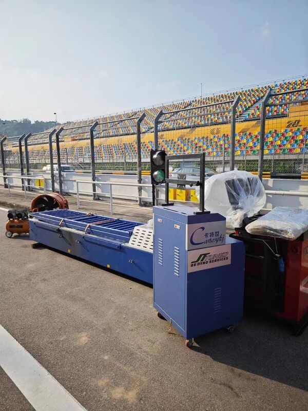 ดินาโมเมตรชาสซี่รถยนต์ 4t ที่บรรจุภาระที่มีกําลังซับซ้อนสูงสุด 160kW และภาระแกนสูงสุด 3000kg สําหรับการทดสอบผลงานรถยนต์