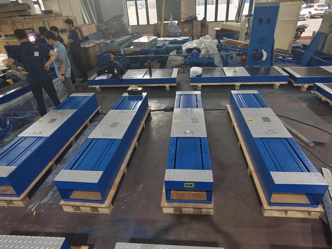 Cartesy cartesykj 4T เครื่องทดสอบระบบกันสะเทือนของรถพร้อมการออกแบบการสั่นสะเทือนเสียงรบกวนต่ำสำหรับการทดสอบประสิทธิภาพระบบกันสะเทือนของยานพาหนะ